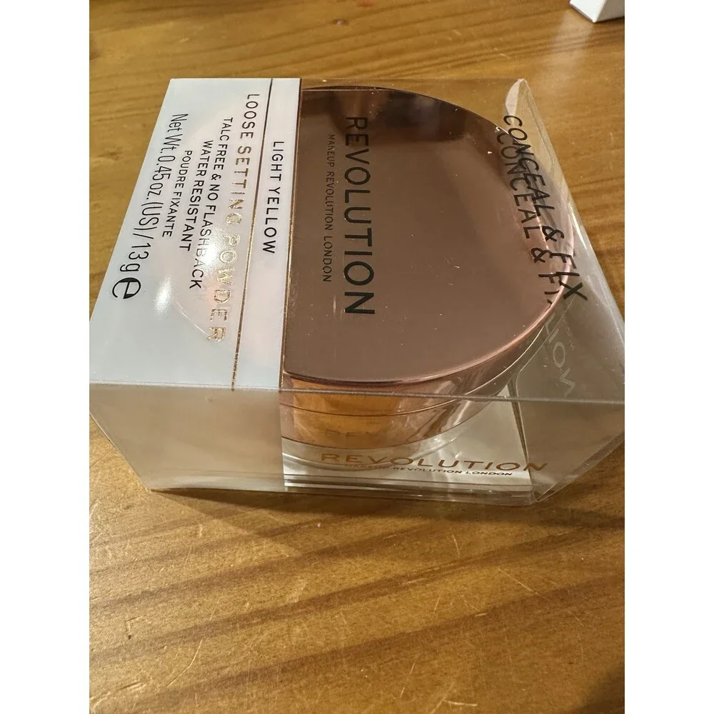 Makeup Revolution Conceal & Fix Setting Powder Light Yellow 2pc Lot New